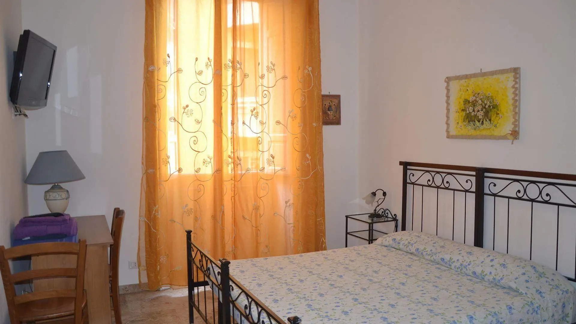 Hotel Lucky House Roma 2*,  Italia